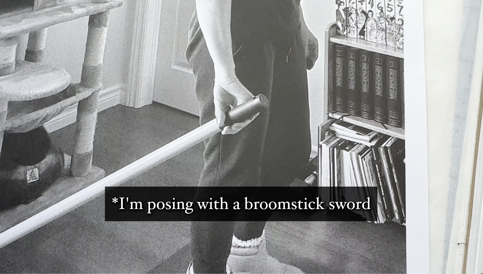 Broomstick-Pose